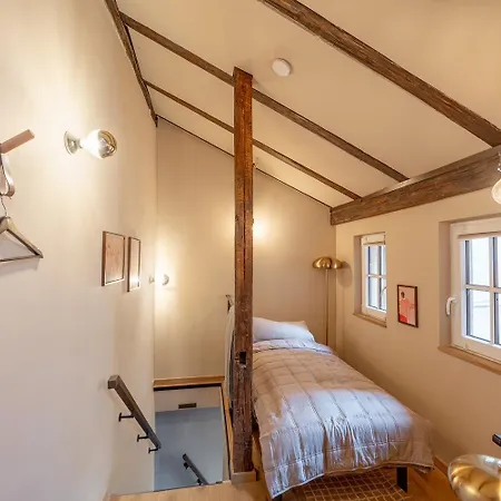 بيت للعطل Haus | 2 Designwohnungen | Innenhof | Naehe Messe *