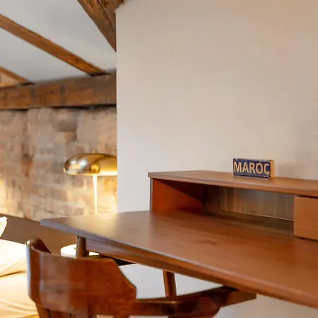 بيت للعطل Haus | 2 Designwohnungen | Innenhof | Naehe Messe *